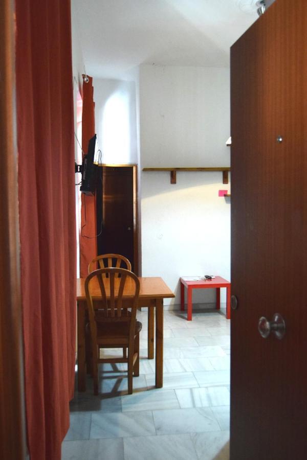 Appartement Apartamento Feria 2 à Séville Extérieur photo